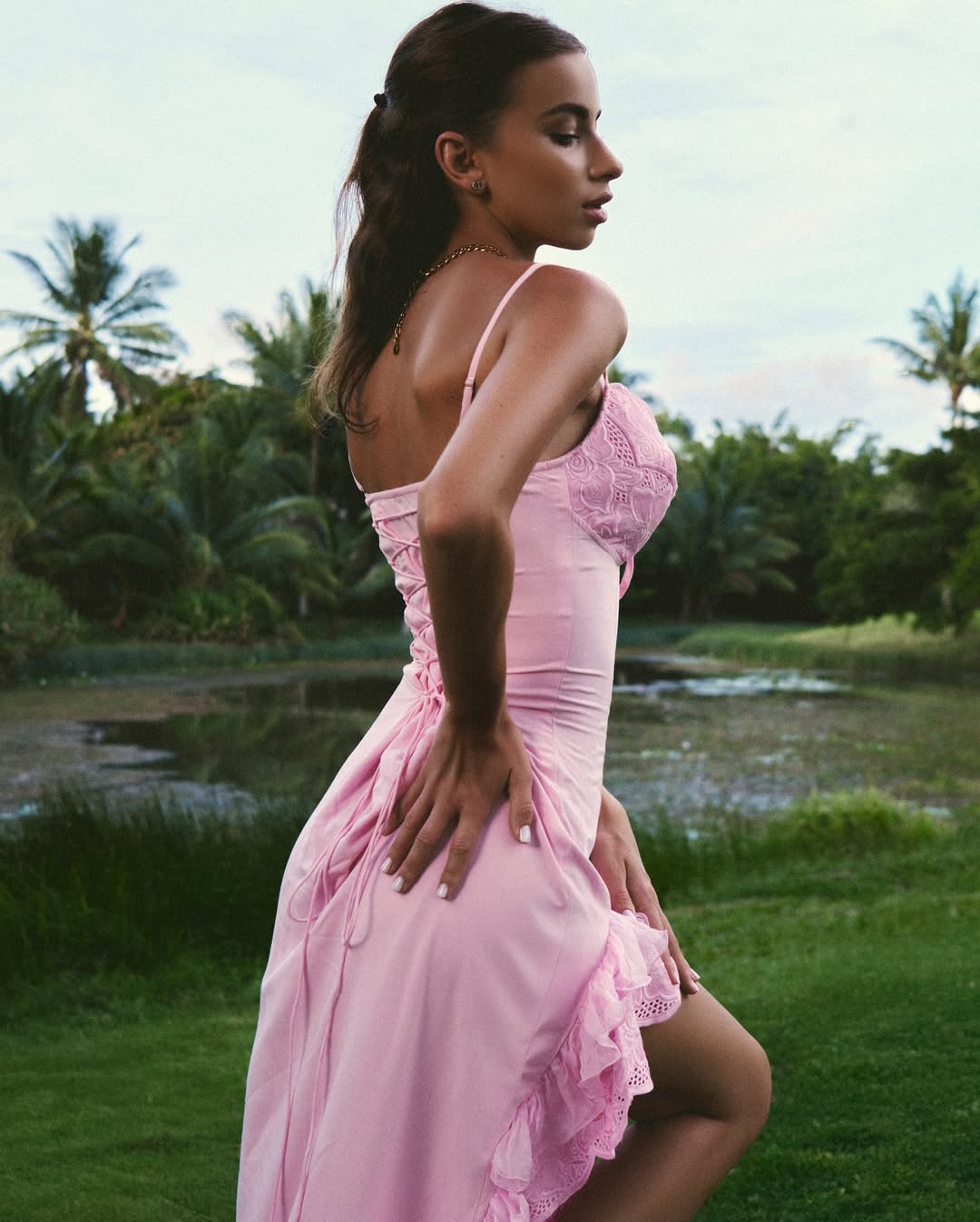 Evelyn Maxi Dress. Baby Pink 2